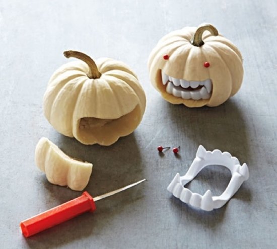 Pumpa grimas läskigt-hantverk tänder-vampyr Halloween-idéer bordsdekoration