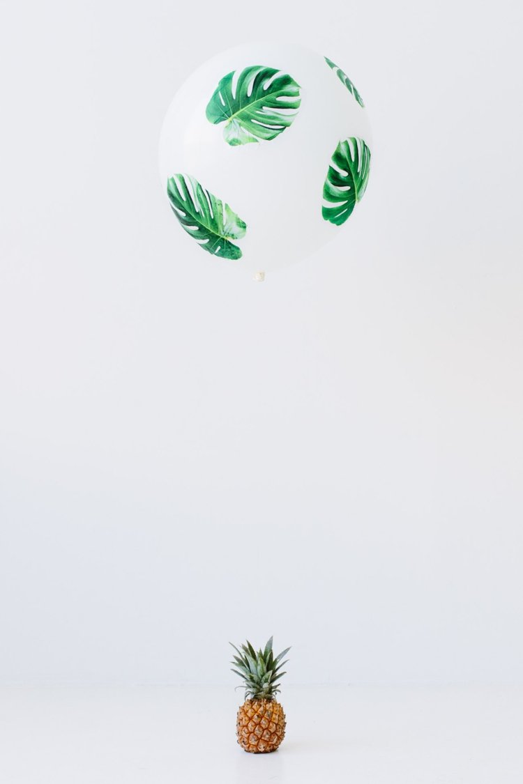 tinker-ballonger-bord-dekorationer-gröna-blad-decoupage-ananas