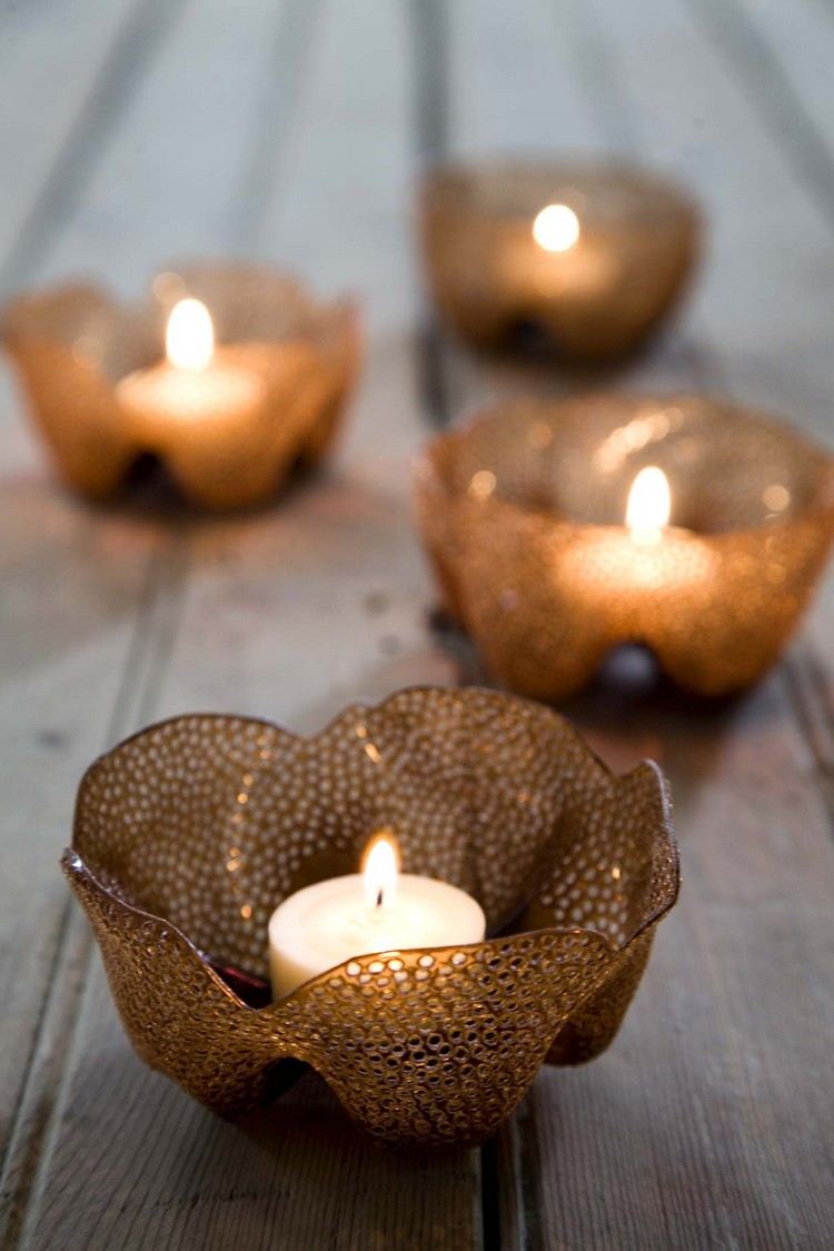tinker-pet-flaskor-tealight-hållare-prickade
