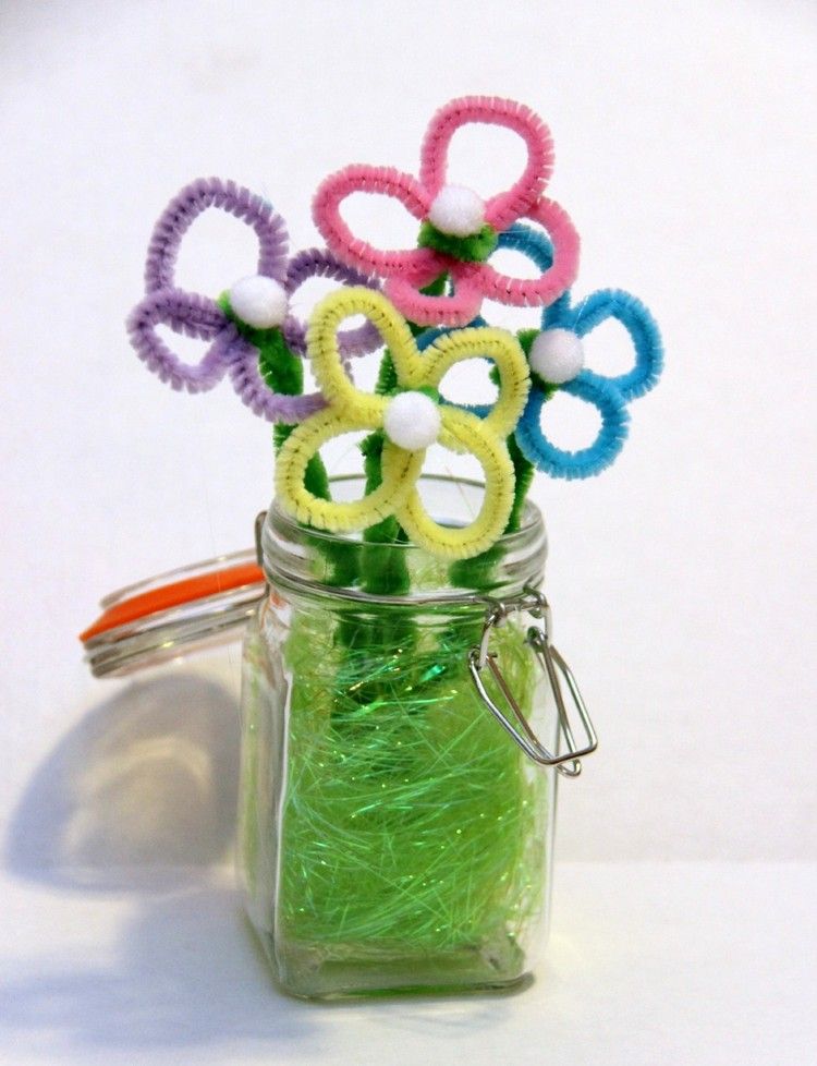 tinker-med-rör-renare-påsk-blommor-mason-jar-dekoration