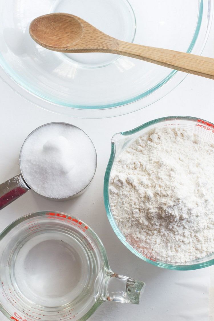 Salt deg påsk hantverk recept ingredienser instruktioner