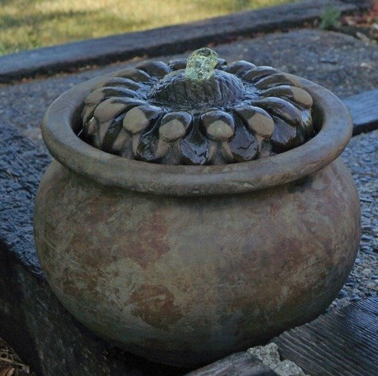 Keramisk trädgård fontän design