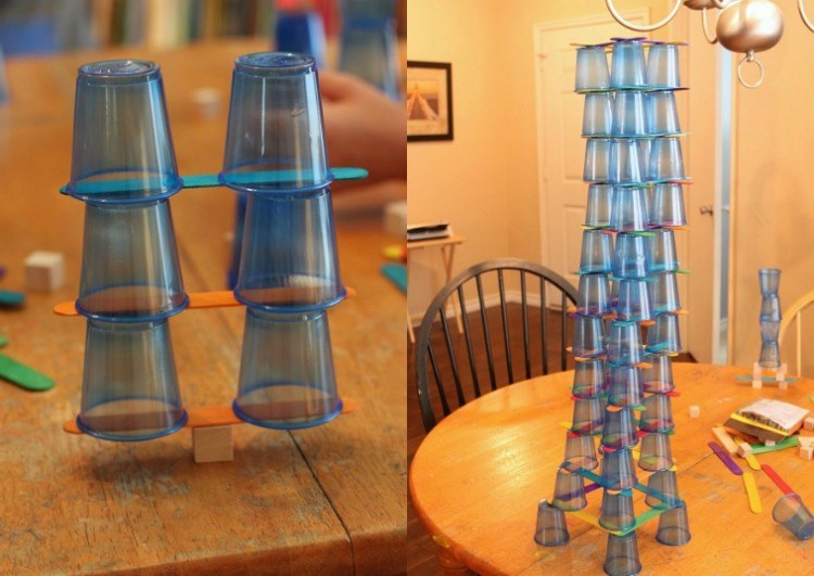 bygg-barn-konstruktiva-spel-cup-tower-arkitektur