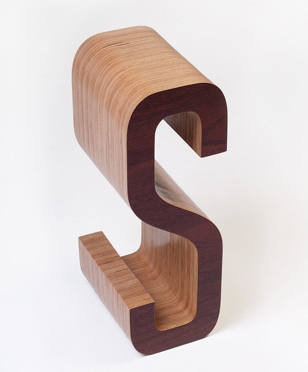 S bokstäver i trä med modern design