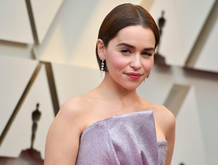 Beauty Trends Oscars 2019 rouge kinder rosa läppstift naken ögonskugga kort haklång bob Emilia Clarke