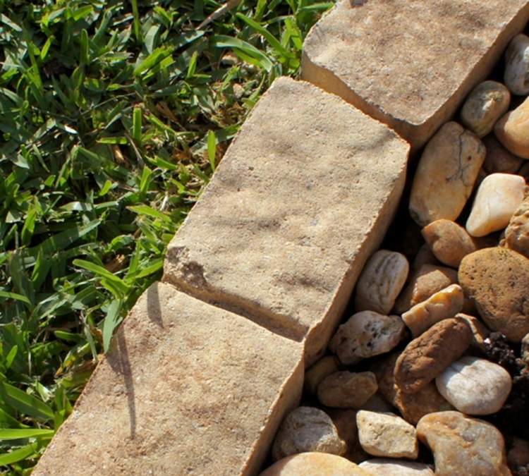 Sängkläder-byggnad-sten-gjutning-utan skarvar