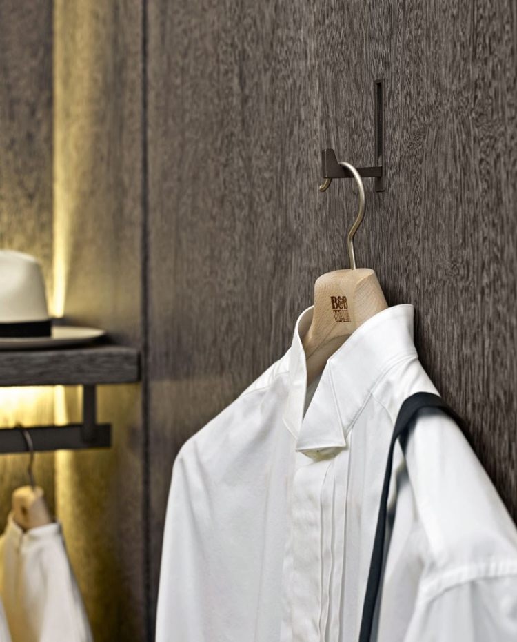 walk-in-closet-system-modern-hook-hanger-shirt-gömd