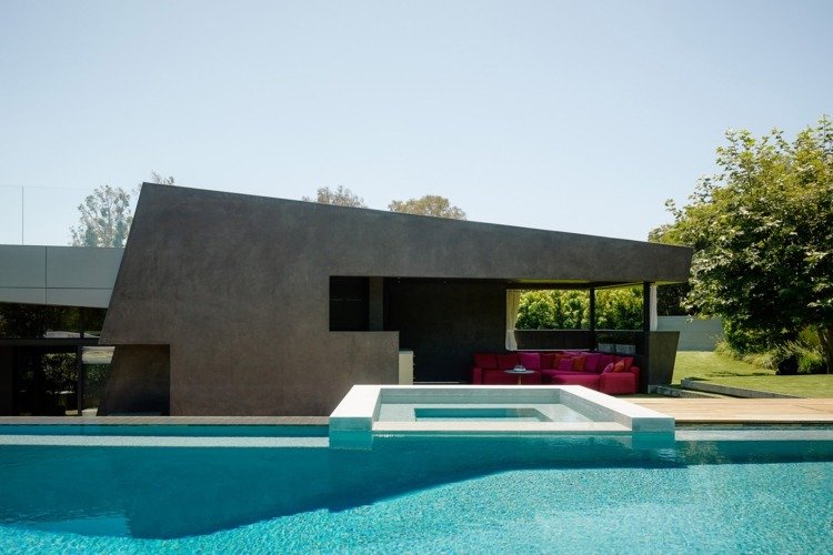 geometrisk form privat bostad veranda pool