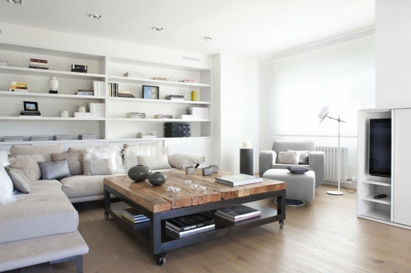 Liten lägenhet-vit soffa