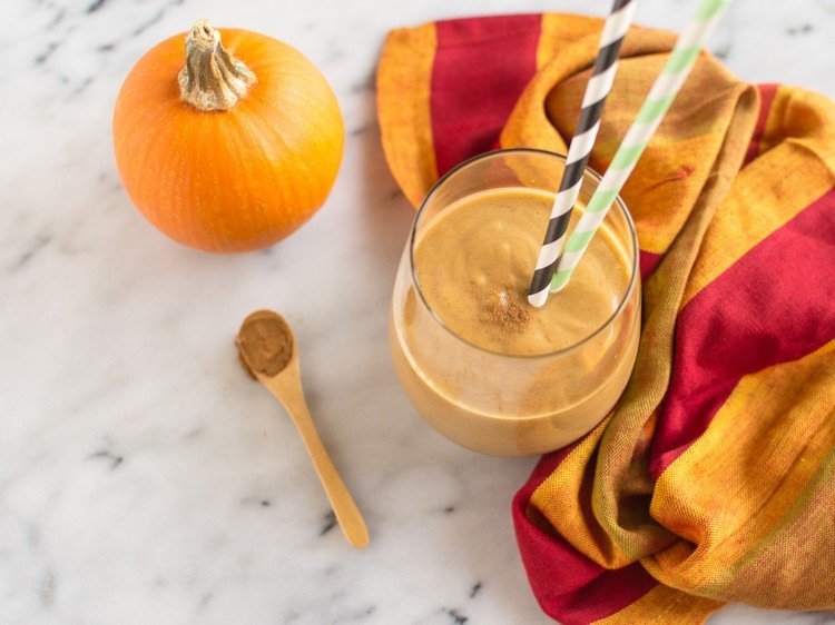 pumpa-recept-hokkaido-hälsosam-frukost-smoothie-recept-banan-kanel