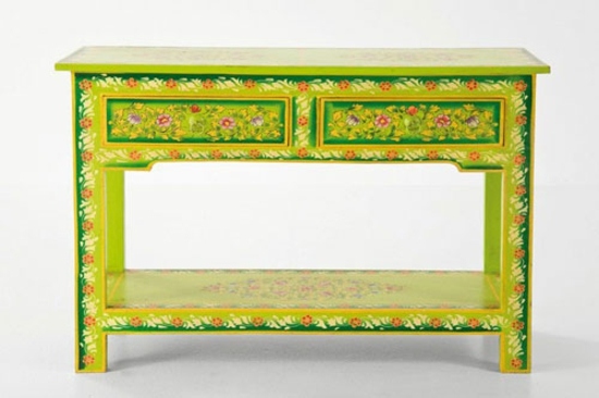 roligt-målade-möbler-skrivbord-blommotiv