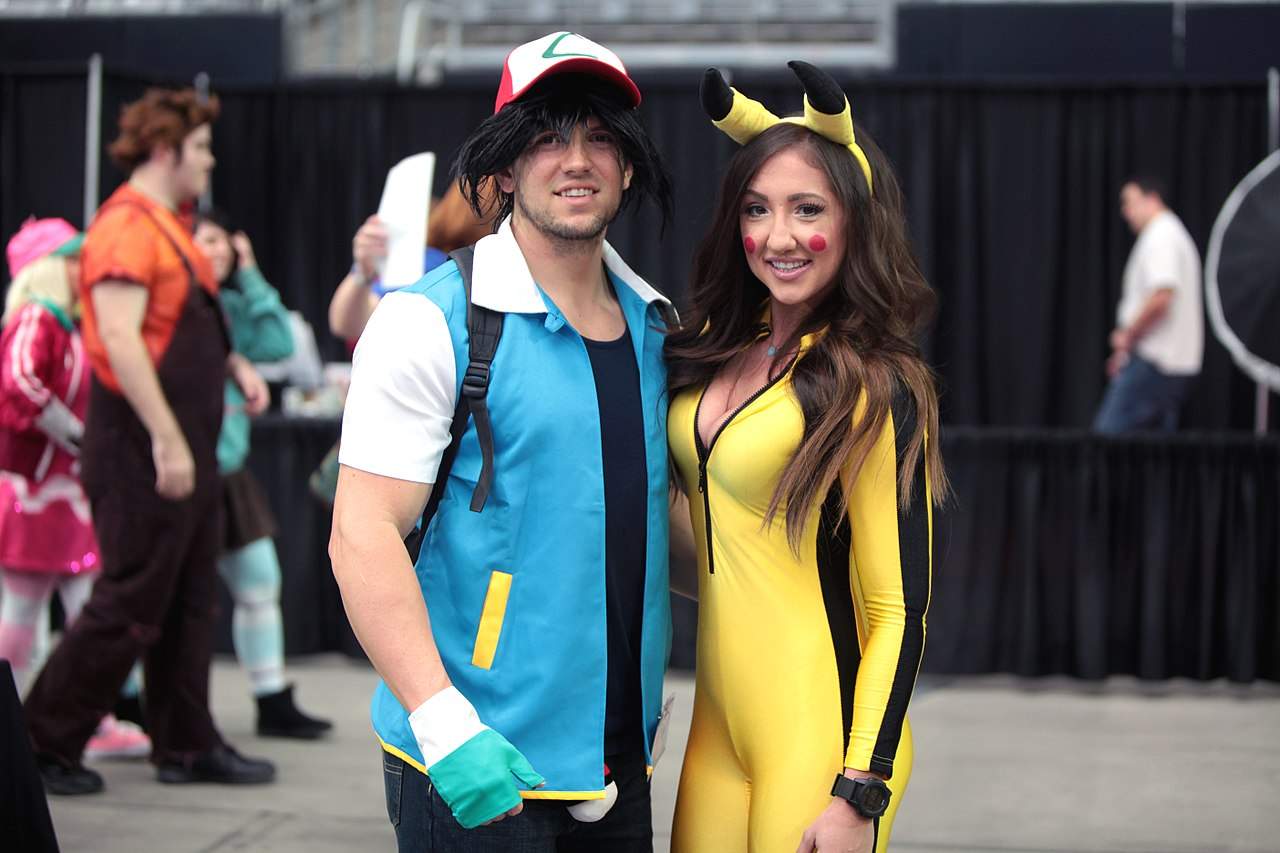 Pikachukostymer gör själv idéer till nyårsfestdräkter