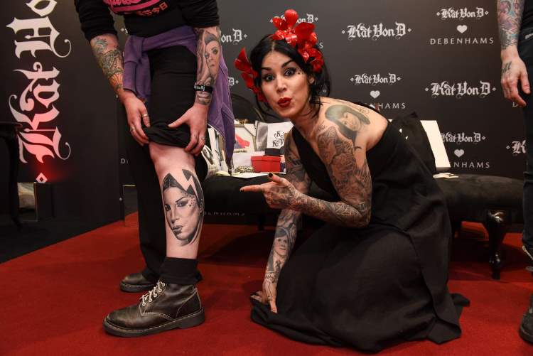 Kat von D tatuerare känd världens tatuerare