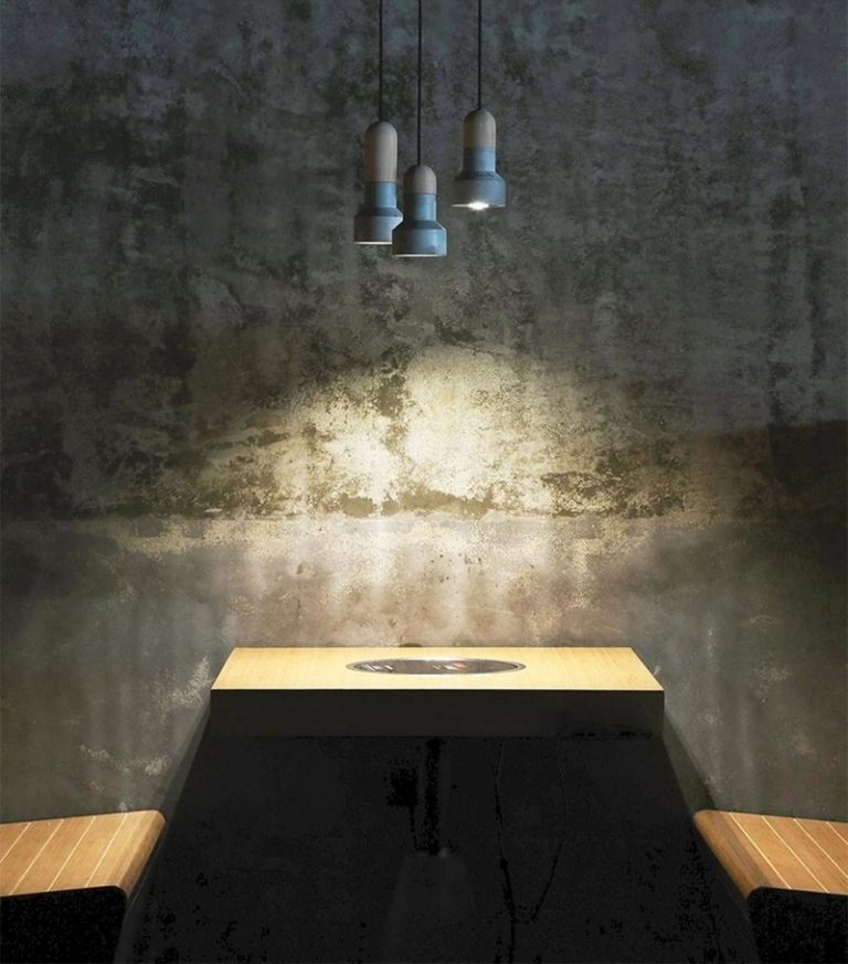Betongdesign -moderna-deco-lampor-betong-vägg-bord-stolar-bentu