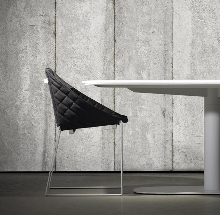 betong-design-modern-betong-vägg-stol-bord-idé-samtida-design