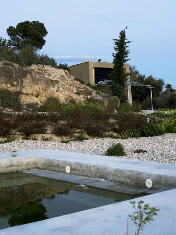 Betonghus pool modern look-minimalistisk