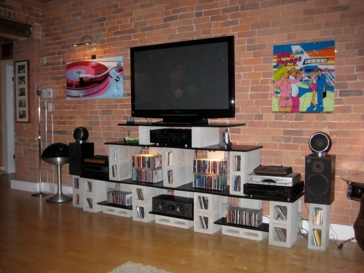 betongluckor-tv-stativ-lowboard-cd-lagring