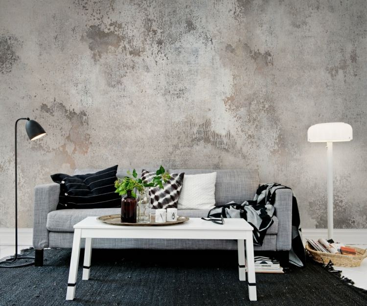 betong-vägg-gör-det-själv-väggmålning-betong-look-matallo-look-golvlampor-tak-böcker-korg-bord-soffa