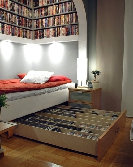 Håll en säng-med-en-låda-böcker
