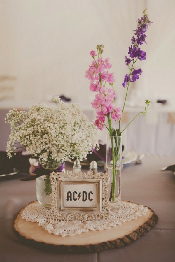 Projekt bord dekoration idéer trädstam vas blommor