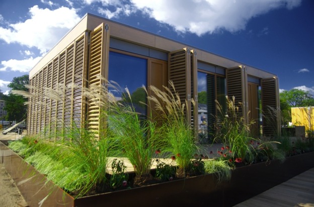husdesign bioklimatiska fönsterluckor sommar vinter spara energi
