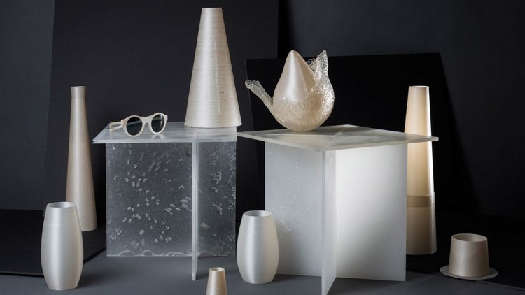 biobränsleproduktionsprojekt alger majsstärkelse naturmaterial hållbar design solglasögon provbehållare