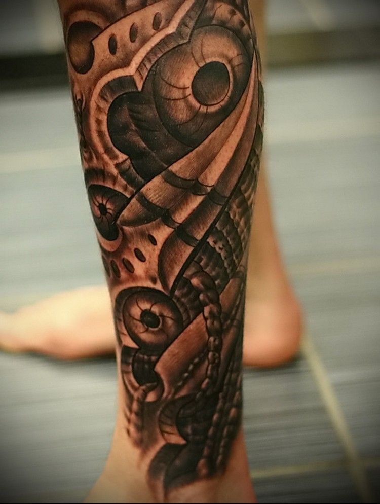 biomekanik tatuering tribal ben man bilder