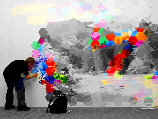Designer tapeter för målning experimenterar med färg