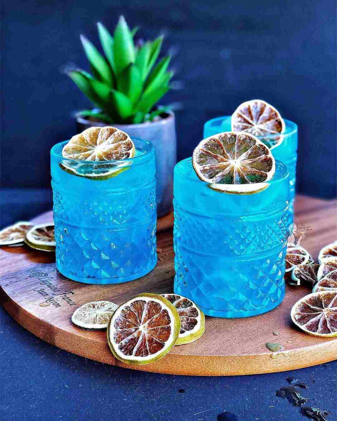 Blue Cocktails Blue Dream Citron kilar torkade Blue Curacao smak