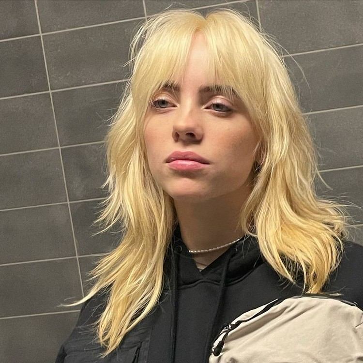 Billie Eilish blont hår de vackraste nyanser av blont 2021