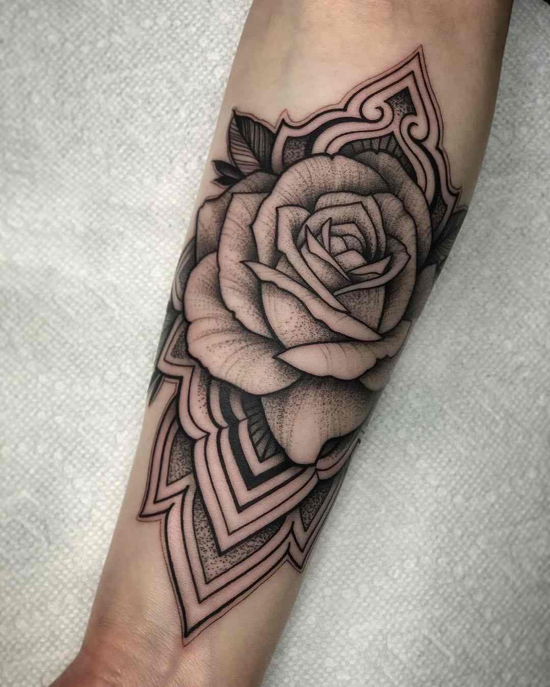 Rose flower tattoo mandala tattoo designs kvinnor