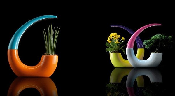Tania Cruz Designer Flowers Vessels Pipe