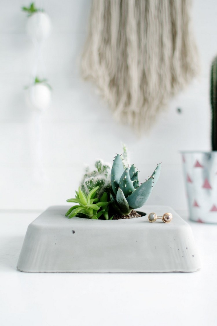 DIY-blomkruka-betong-gör-det-själv