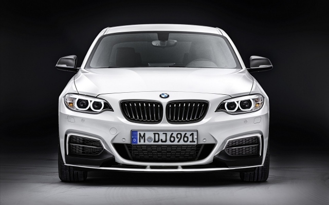 BMW Coupe 2014 fram 3