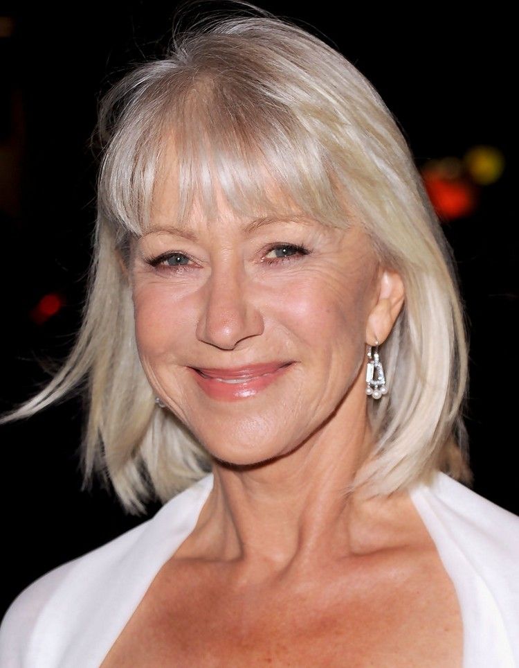 Snygg bob med tunna smällar av Helen Mirren