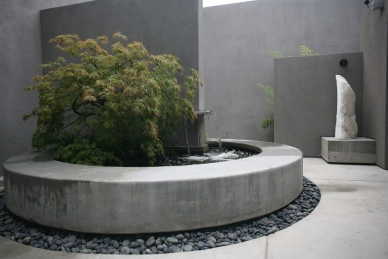 Bonsai-träd -betong-cement-optik-runda-flodstenar-minimalistisk