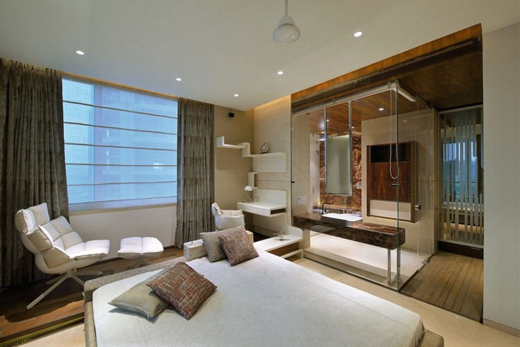 brun-toner-lägenhet-ljus-möbler-sovrum-barriär-fri-badrum