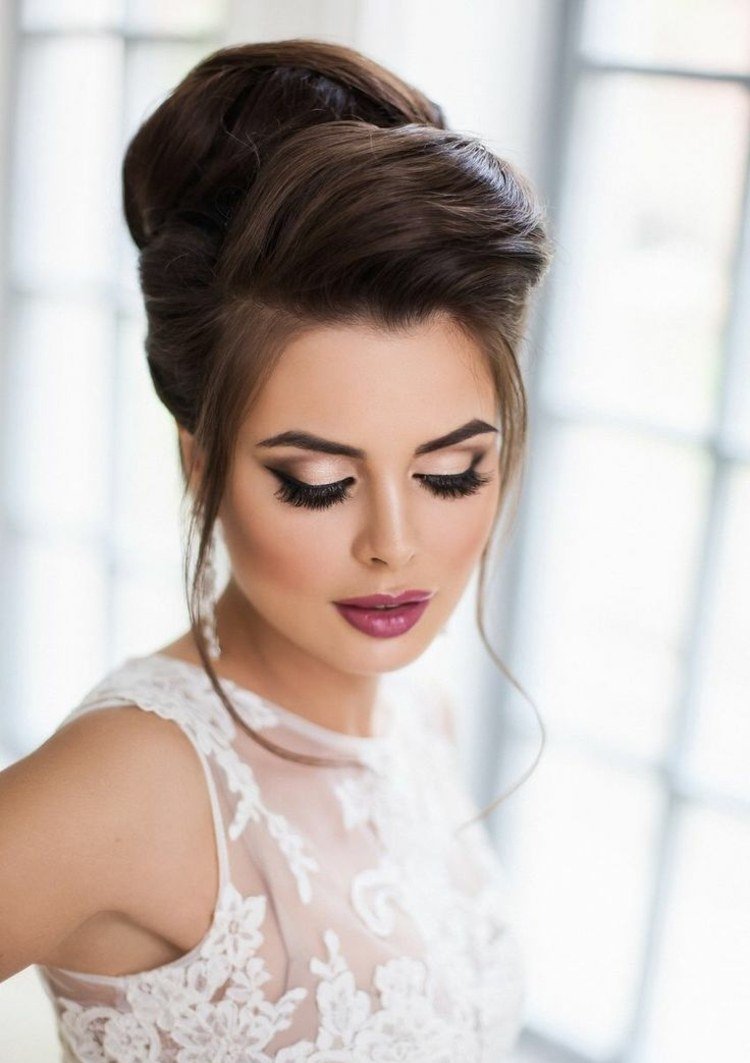 Brudmakeupprodukter smink tips bröllopsfrisyrer långt hår