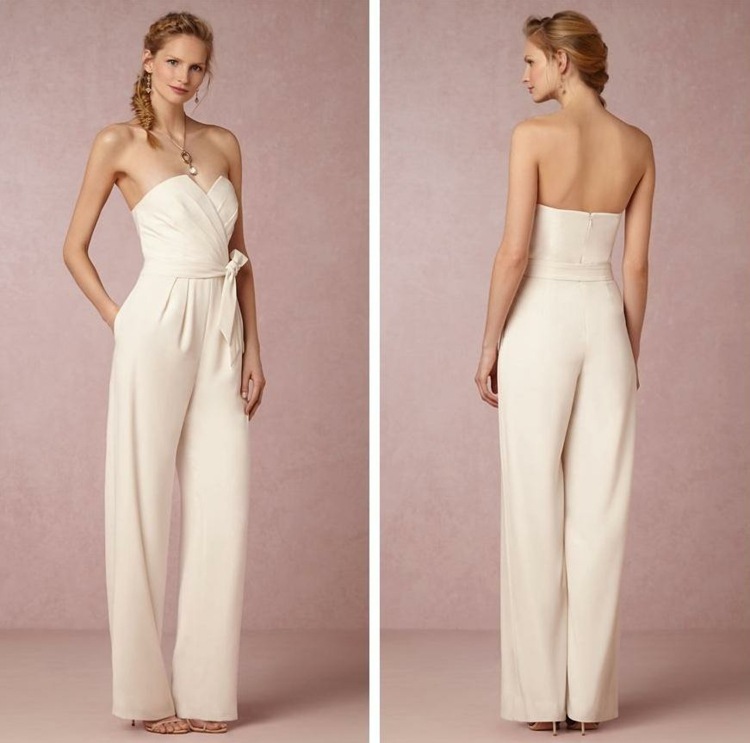 brudtärna-outfit-jumpsuit-chiffong-elfenben-färg-off-the-shoulder-bow-accent