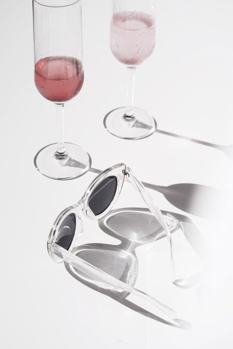 Transparenta glasögon med acetatram i cat-eye-stil Trend 2019