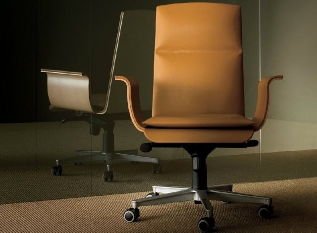 Designledande läderstol, kontorsstolarmstöd, ergonomisk vinge-Luca Scacchetti