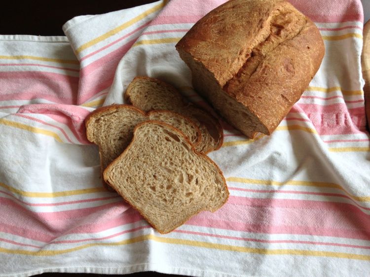 Brödtillverkare recept fullkornsbröd förblir friska