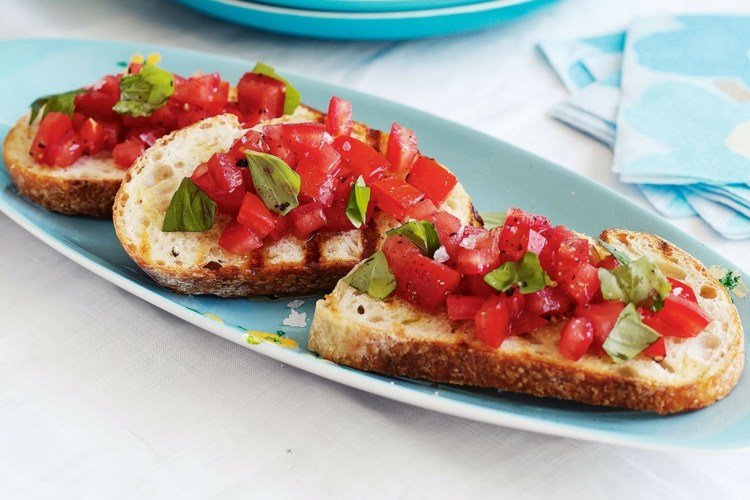 Gör bruschetta själv snabbt-äta-grönsakskryddor