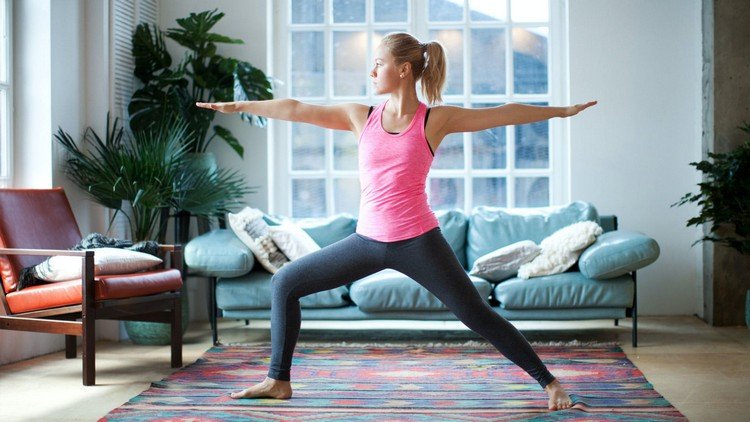 Övningar mot ihålig rygg och kränkt rygg Yogaträning mot ryggont