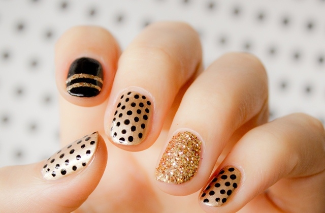 Fingernails Design Glitter Stripes Dots Geometric Pattern