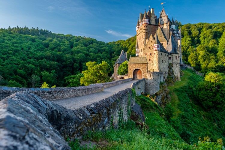 Semester på Mosel de vackraste slott i Tyskland Burg Eltz