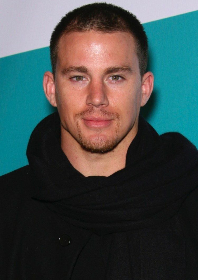 Channing Tatum definierade sidor hårtrender män buzz cut
