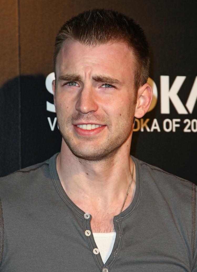borstklippt buzz cut män topphår långsidor klippt kort