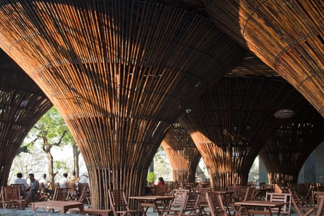 Lyxhotell trä bambu design