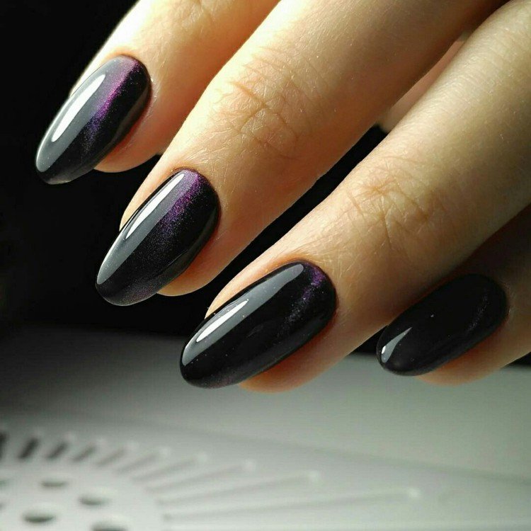 svart lila runda naglar magnetiskt nagellack